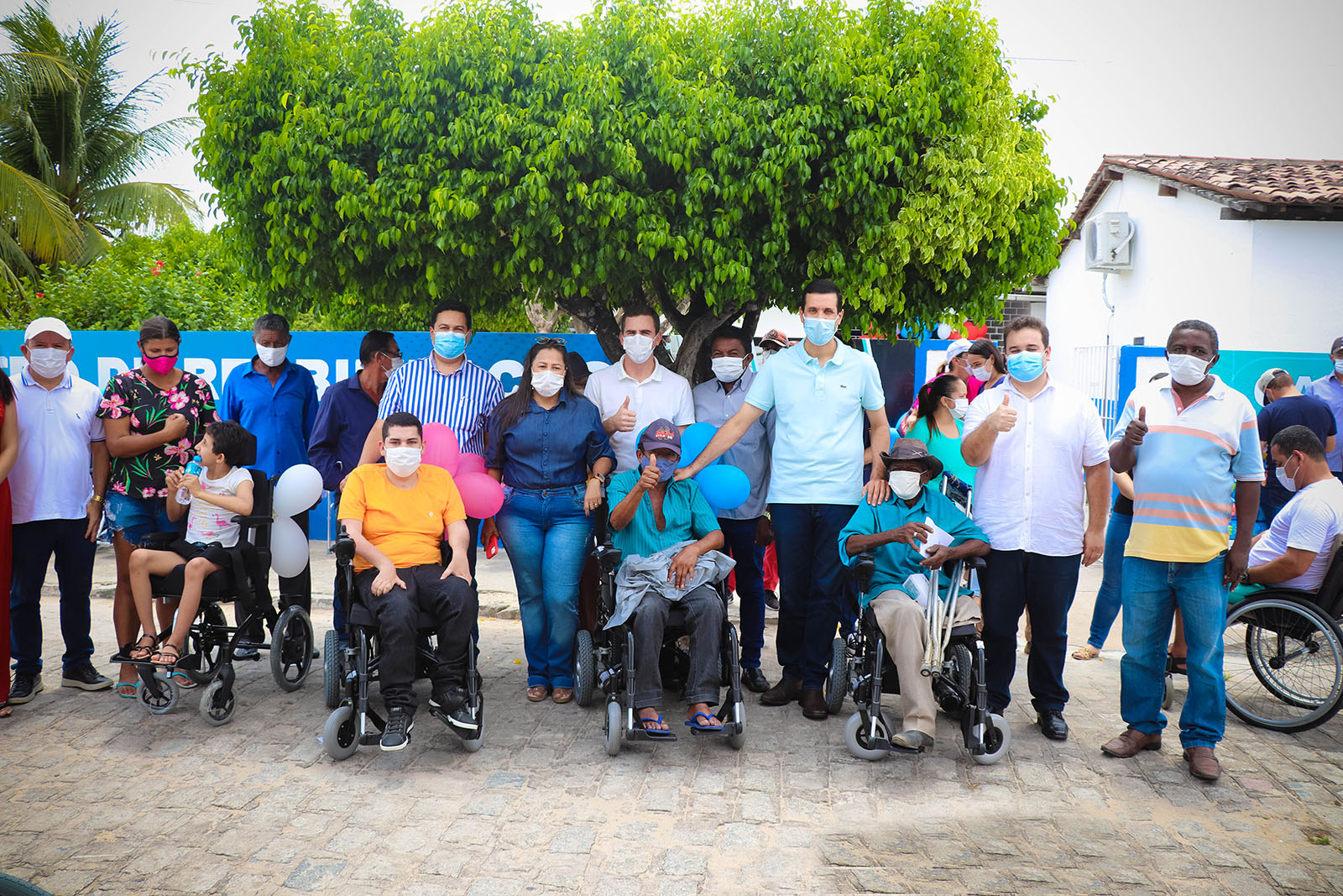 Programa Cuidado Permanente realiza entrega de equipamentos de mobilidade para a população carente