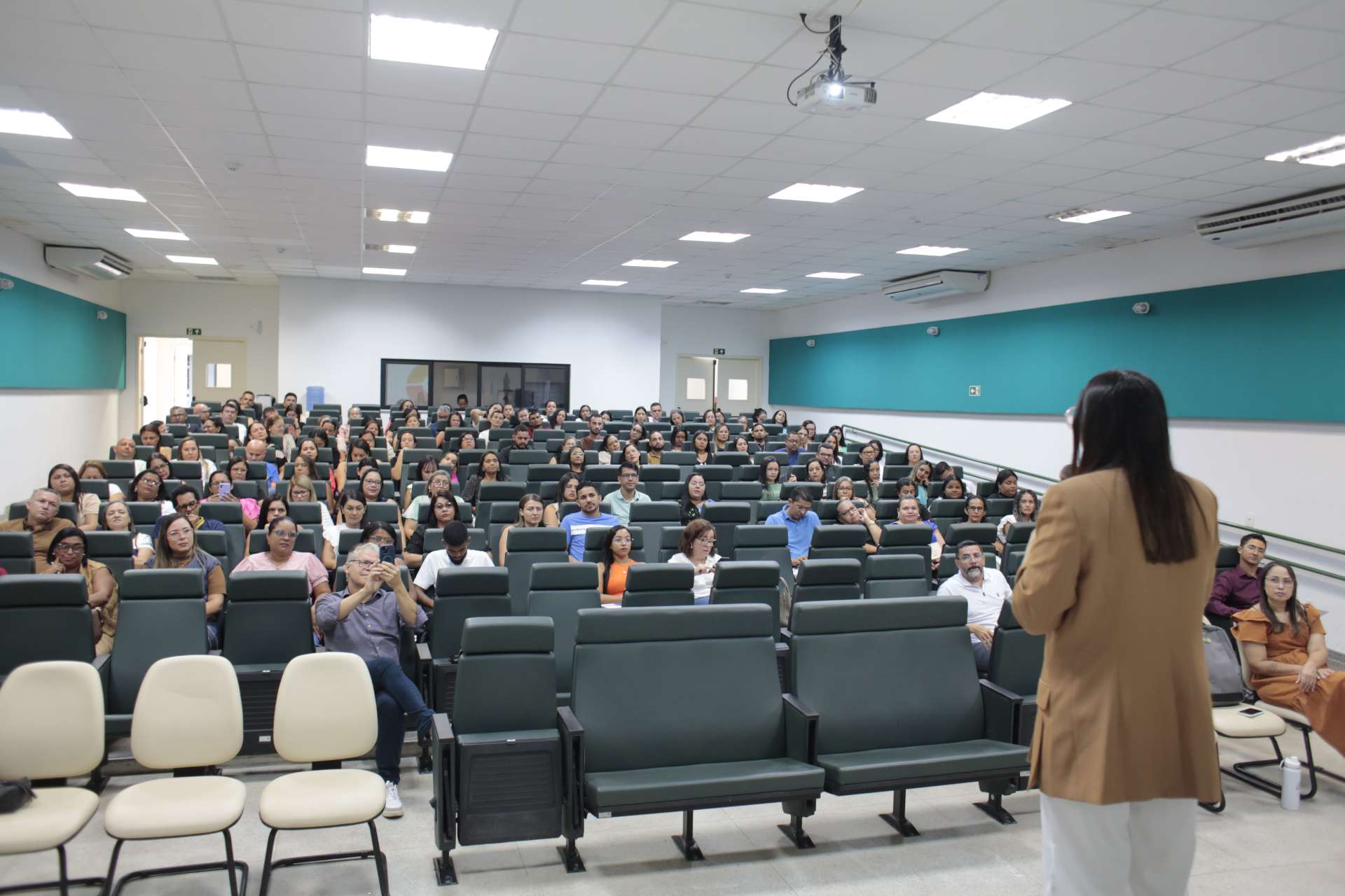Secretaria de Educação promove a 1ª Edição do Café com Gestão