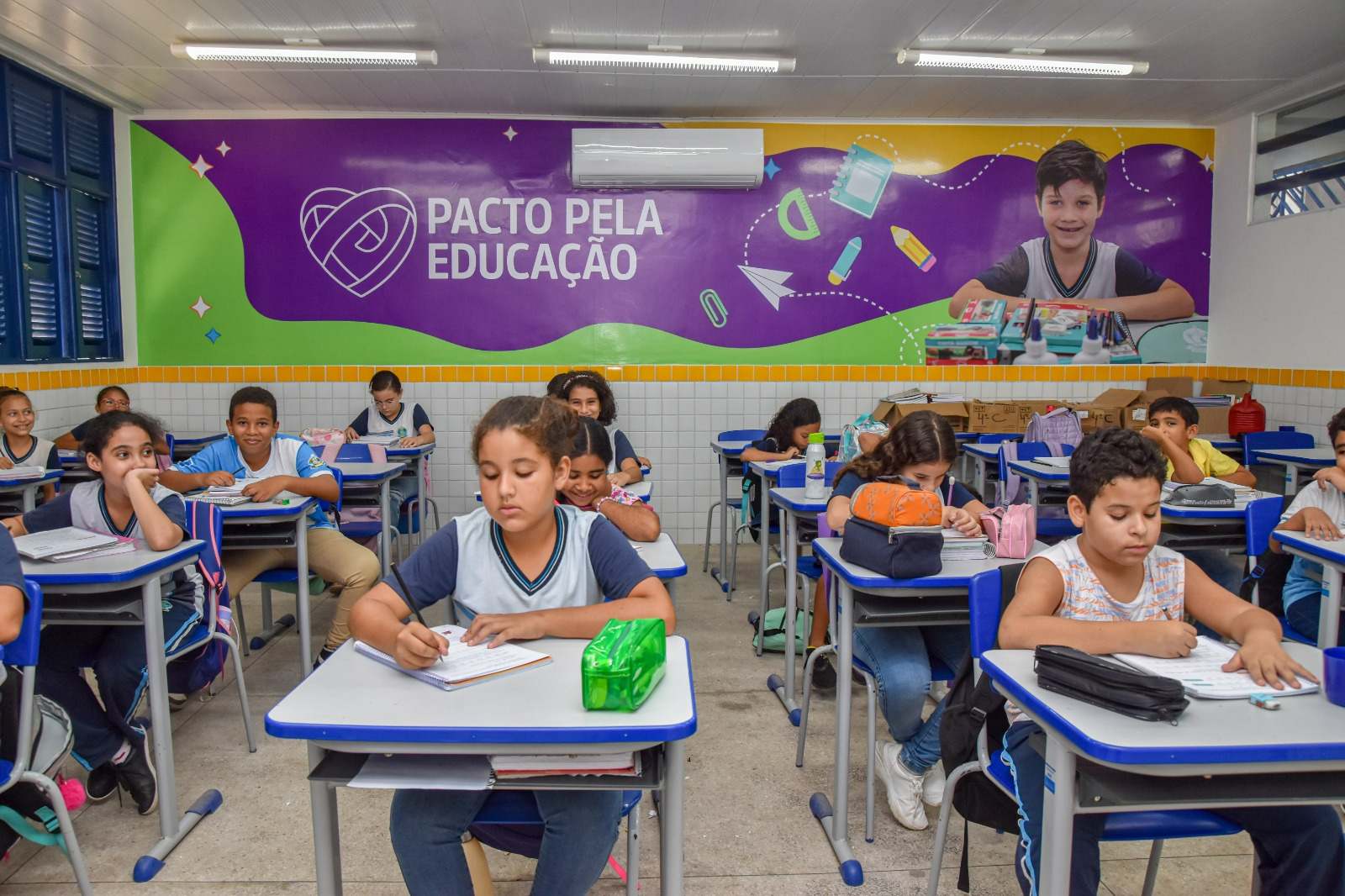 Coruripe Conquista Selo Ouro de Compromisso Nacional Criança Alfabetizada do Ministério da Educação