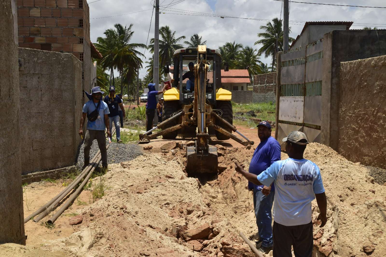 Daesc retoma obras de ampliação da rede de água da comunidade Ponta da Asa