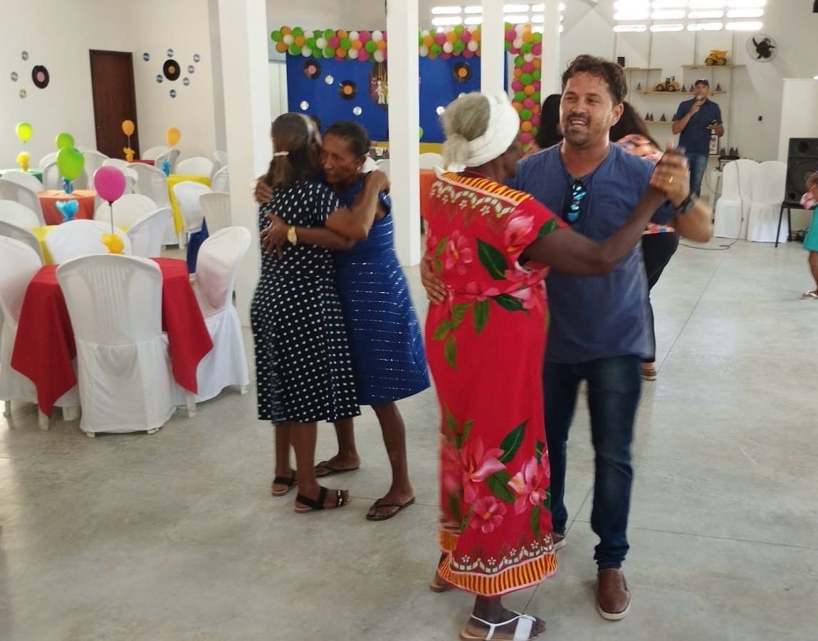 Secretaria de Assistência Social, do Trabalho e da Mulher promove 1° Baile da Melhor Idade