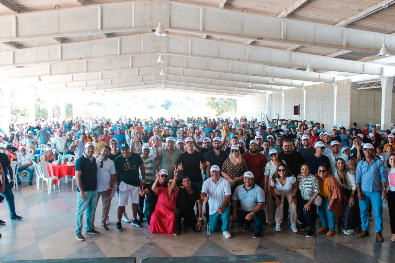Projeto Maná: Agricultores comemoram a colheita de mais de 200 toneladas de feijão