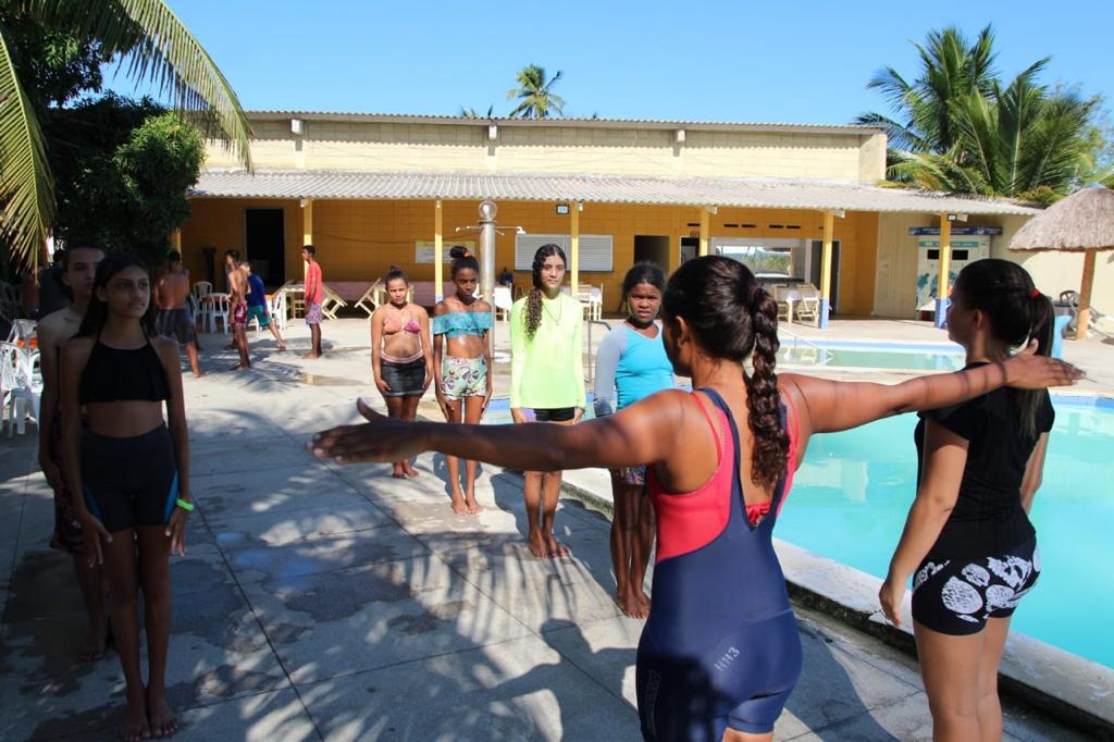 Leões-marinhos: Guarda-vidas de Coruripe desenvolvem projeto social com crianças do Pontal de Coruripe
