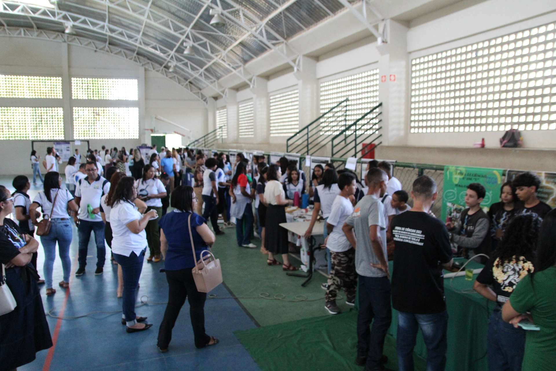 Alunos da rede municipal de ensino apresentam projetos na Feira de Invenção e Criatividade de Coruripe