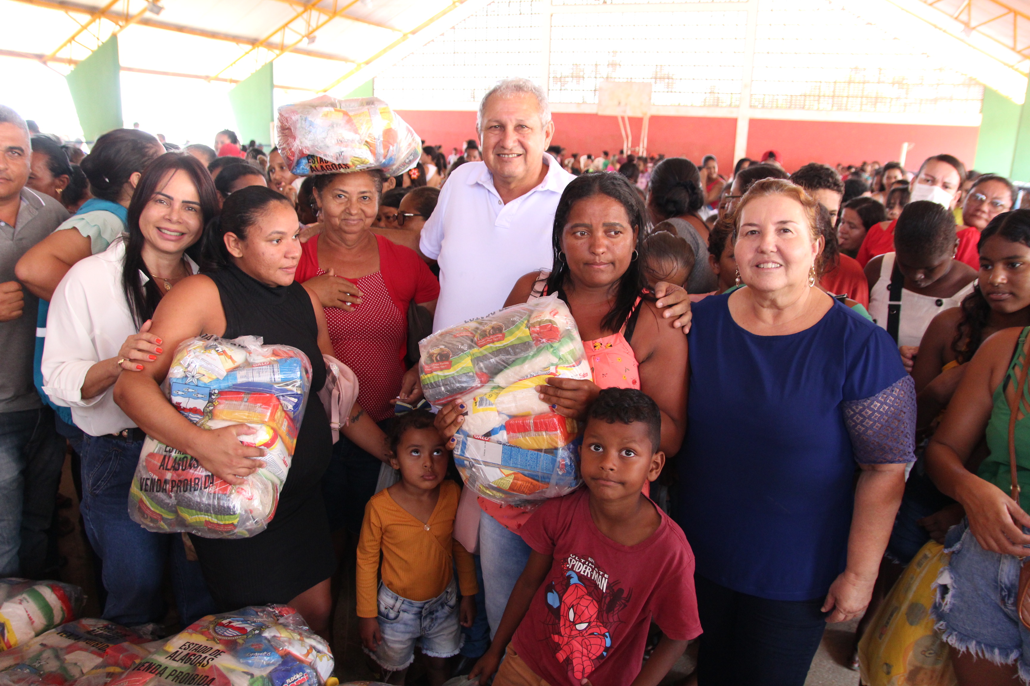 Coruripe Social: Na 5ª etapa, Programa beneficia cerca de 750 famílias com cestas básicas