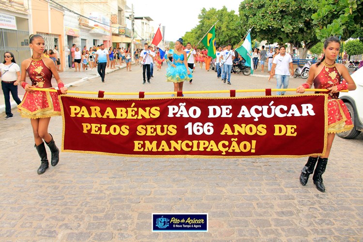Prefeitura Celebra O 3 De Março Com Missa, Hasteamento, Desfile, Inaugurações E Shows