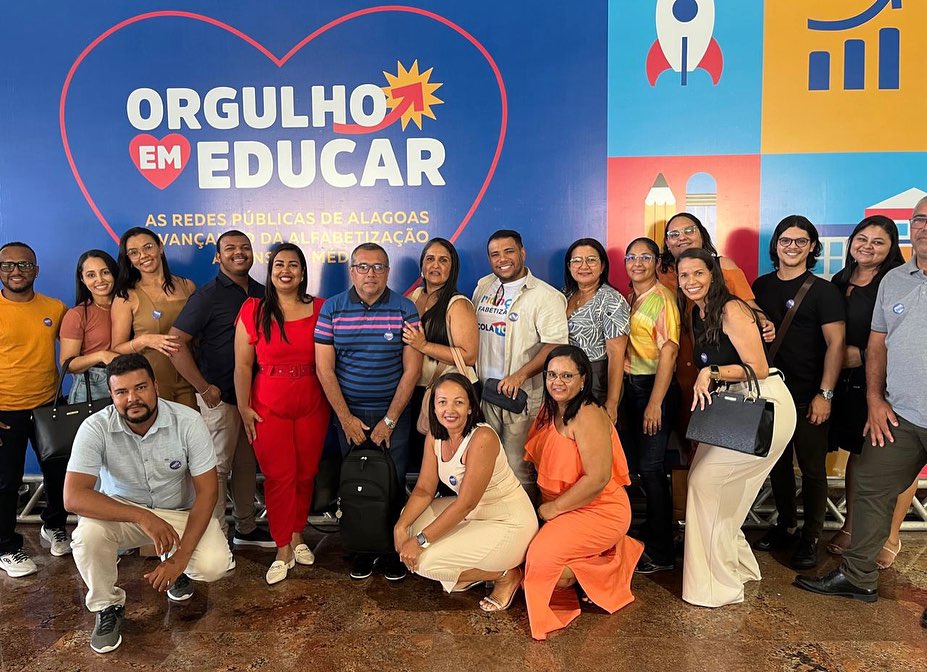 Em Maceió, Corpo técnico da Secretaria de Educação participa do evento Orgulho em educar 31/03/2025 Educação