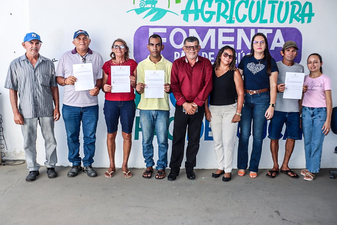 Agricultores agroecológicos receberam a Declaração de Produção Orgânica emitida pelo MAPA.