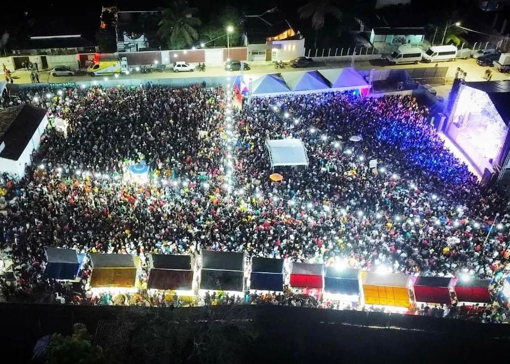 FOI A MAIOR FESTA SOCIAL ALUSIVA AO BOM JESUS DOS NAVEGANTES DA HISTÓRIA DE PORTO REAL DO COLÉGIO