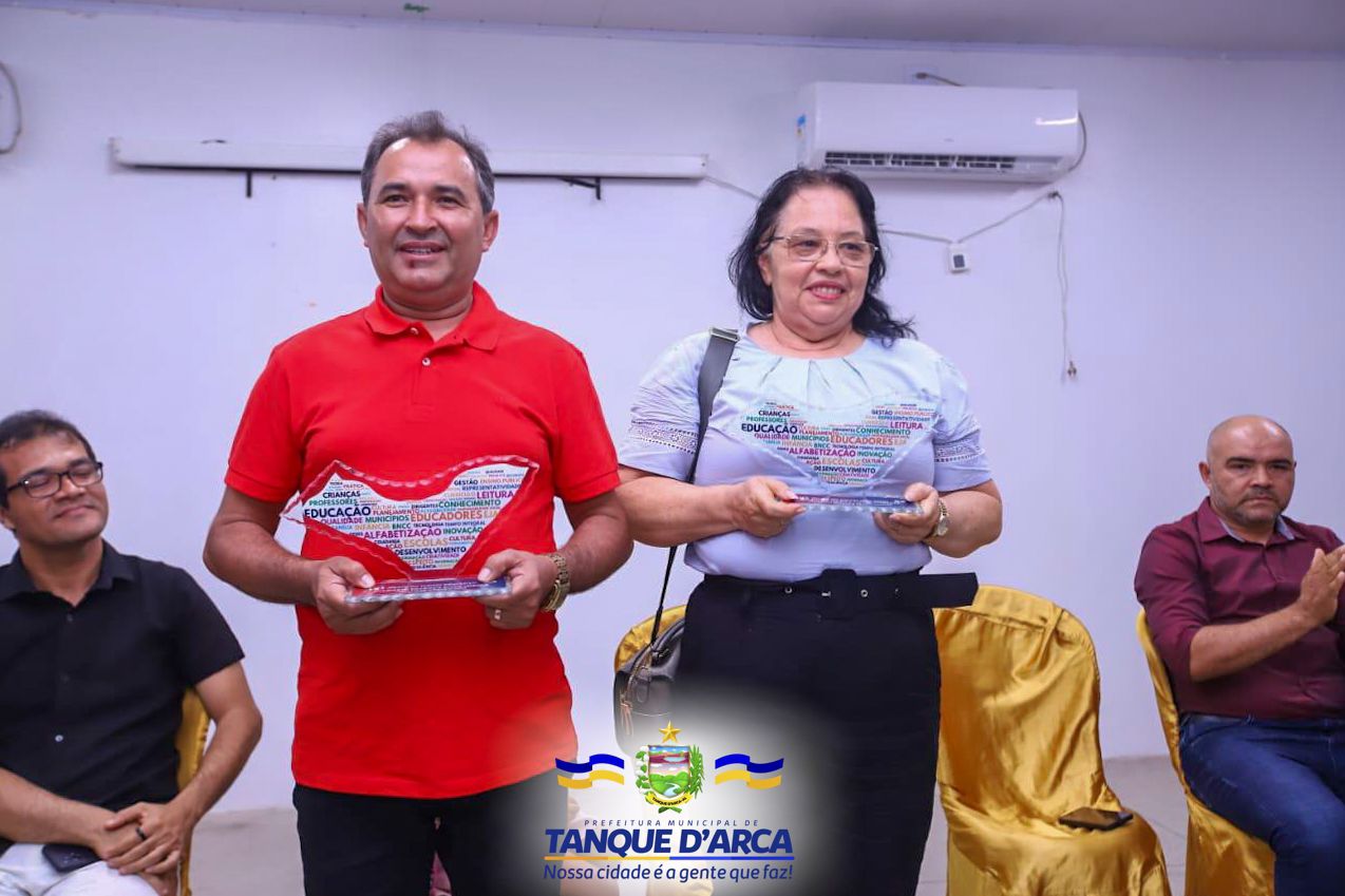Educação recebe Prêmio Municipal de Gestão de Aprendizagem