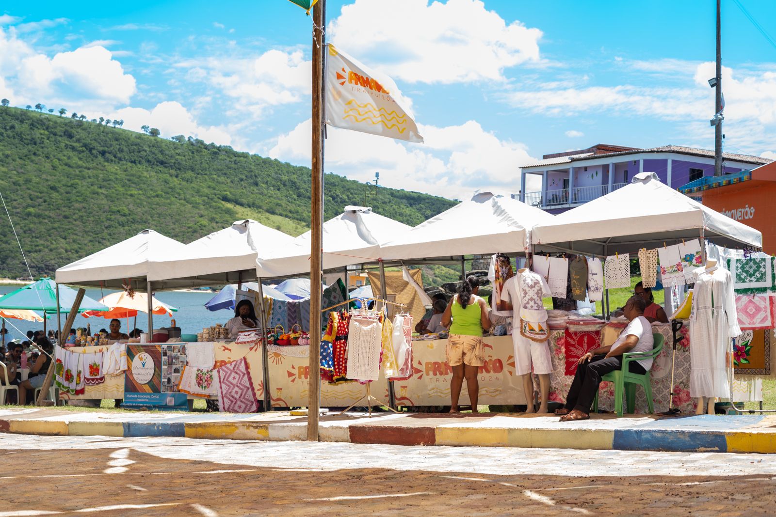 Prefeitura realiza Feira de Artesanato com produção local