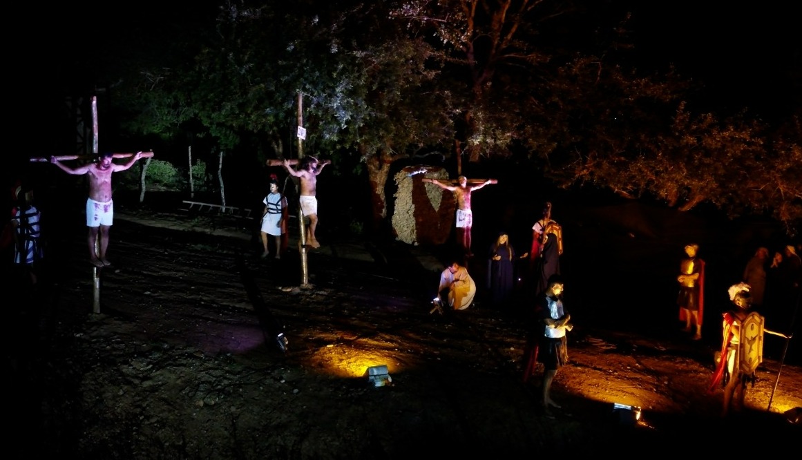 Prefeitura de Traipu em parceria com Paróquia Nossa Senhora do Ó realiza espetáculo da Paixão de Cristo no Município