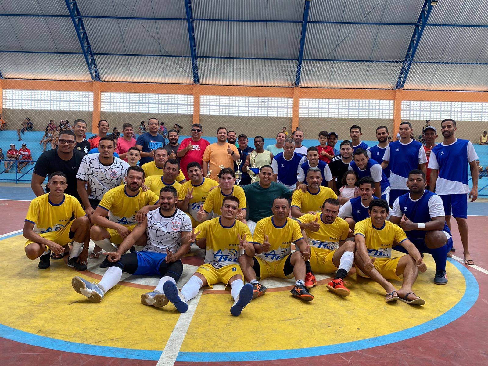 Final de campeonato de futsal entre secretarias municipais marca comemorações do Dia do Trabalho em Traipu