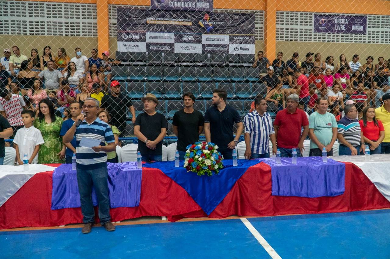 Com ginásio lotado, abertura da I Copa Intermunicipal de Futsal marca o início das comemorações dos 130 anos de Emancipação de Traipu