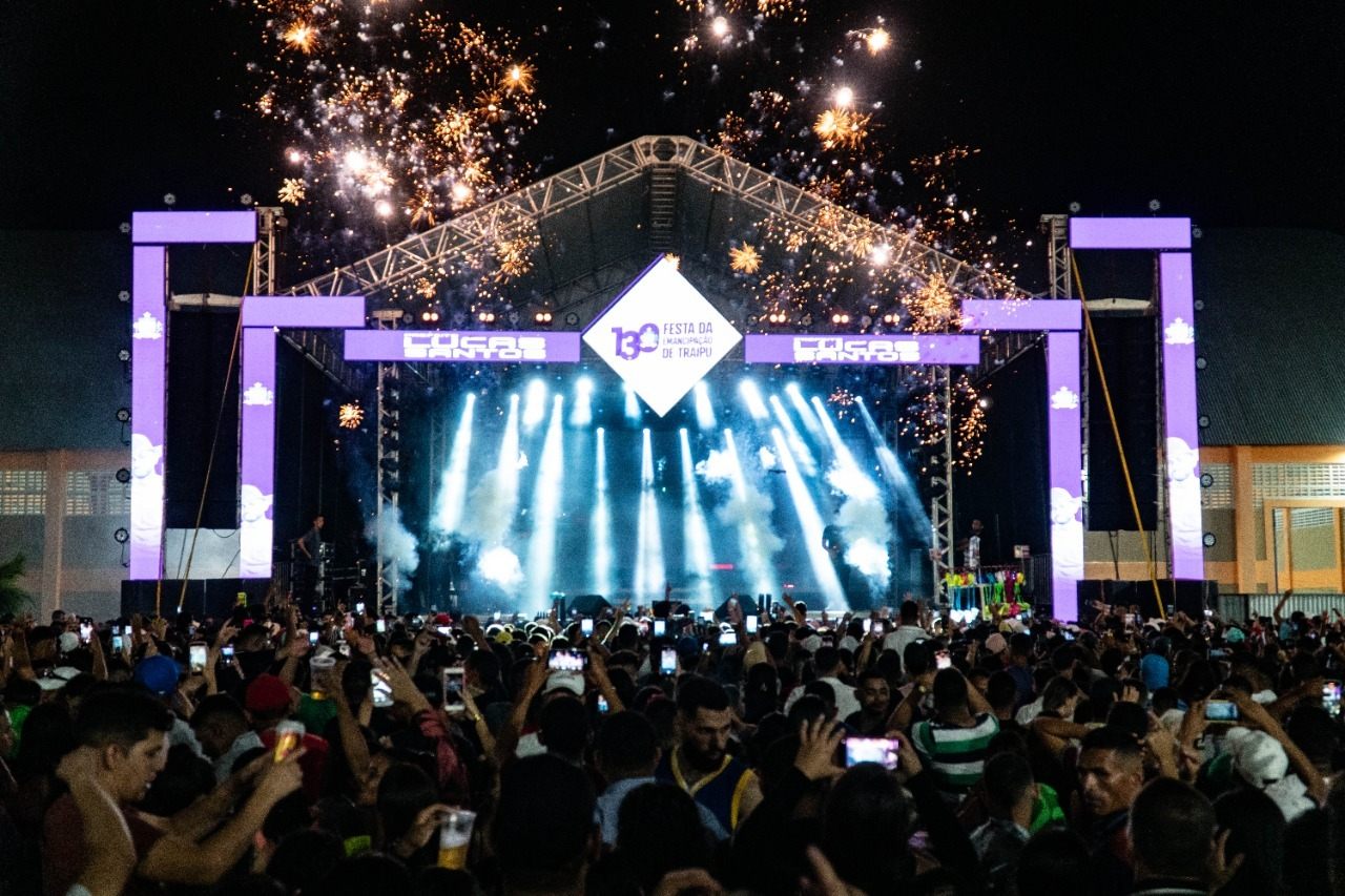 Show de comemoração dos 130 anos de Emancipação Política de Traipu atrai milhares de pessoas