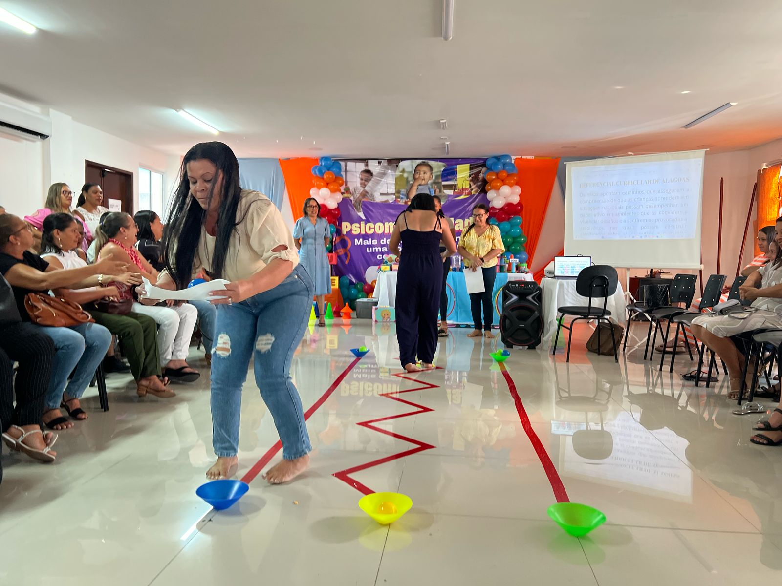 Professores e educadores participam de formação sobre psicomotricidade