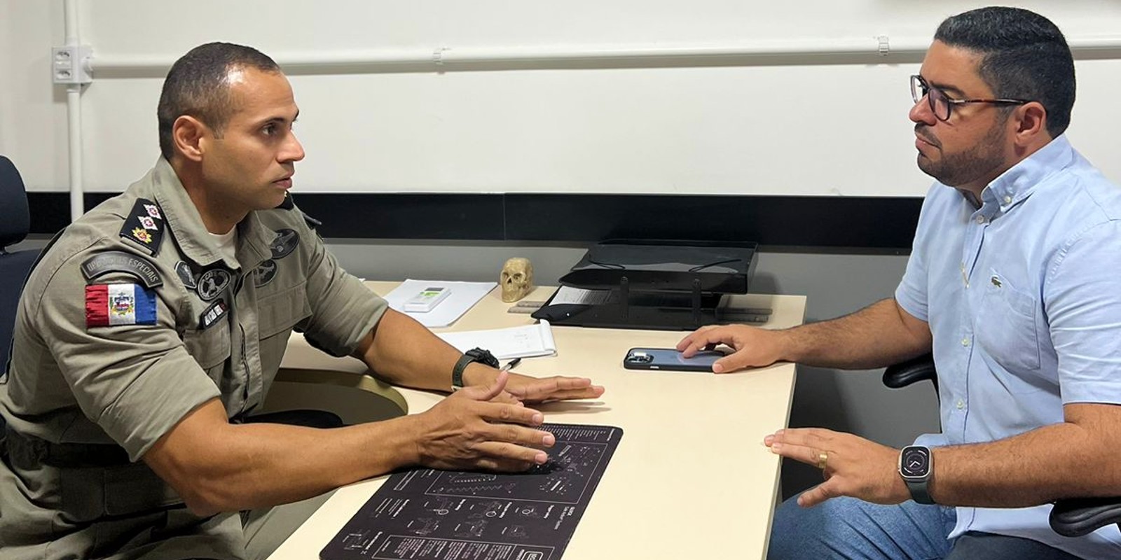 Prefeito se reúne com comandante e 4ª Cia vai reforçar policiamento em Viçosa